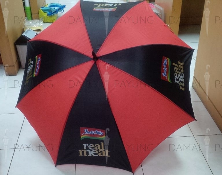 Payung promosi polos golf merah hitam indomie real meat