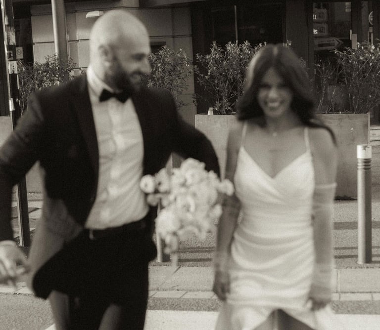 des mariés heureux grace a leur wedding planner promesses qui a tout organiser