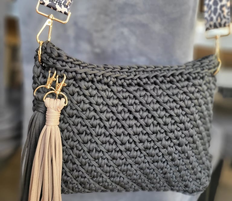 sac à main crochet tricot laine xl plaids artisan fait main saint valentin fete des meres cadeau