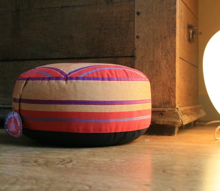 coussin de méditation et yoga