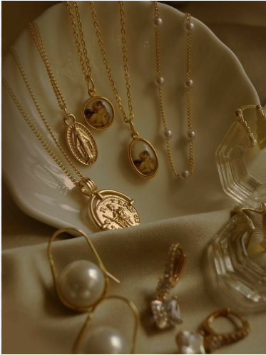collection of imitation necklaces by MgPlusFashion
