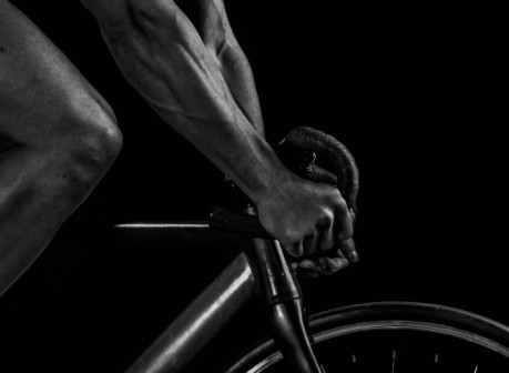 Massothérapeute sportif qualifié pour les massages à la clinique sportive A.S.