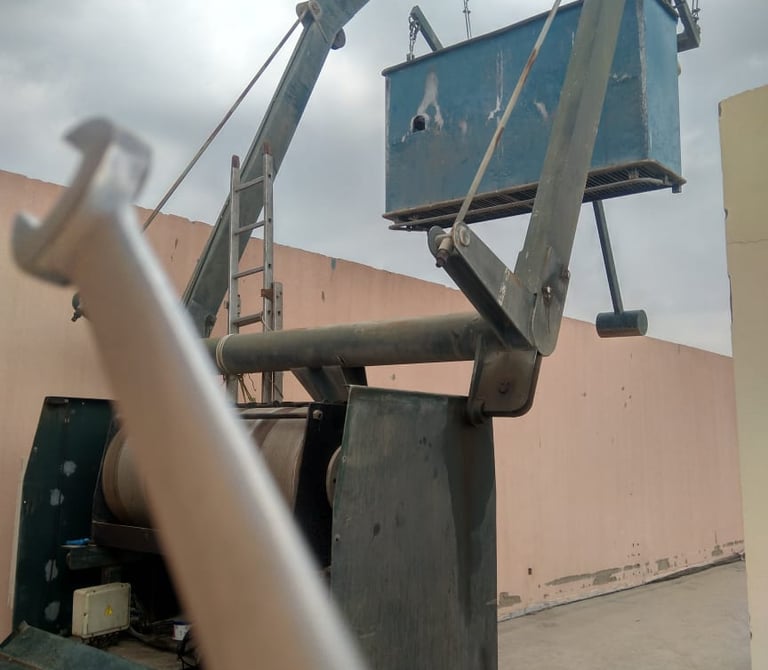 صيانة رافعة تنظيف واجهات المباني ، اصلاح وتأهيل مكائن تنظيف زجاج، bmu maintenance services in Jeddah