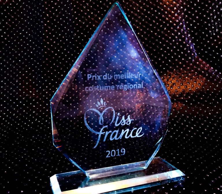Trophée du meilleur costume de France pour Anaïs Ricard en 2020