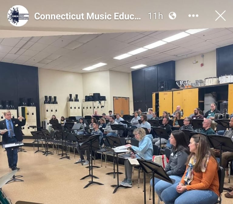 Anthony Susi presenting to music teachers.