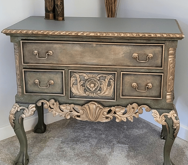 A Chippendale repro painted in a layering technique/ gold highlights / Absolutely Mintage