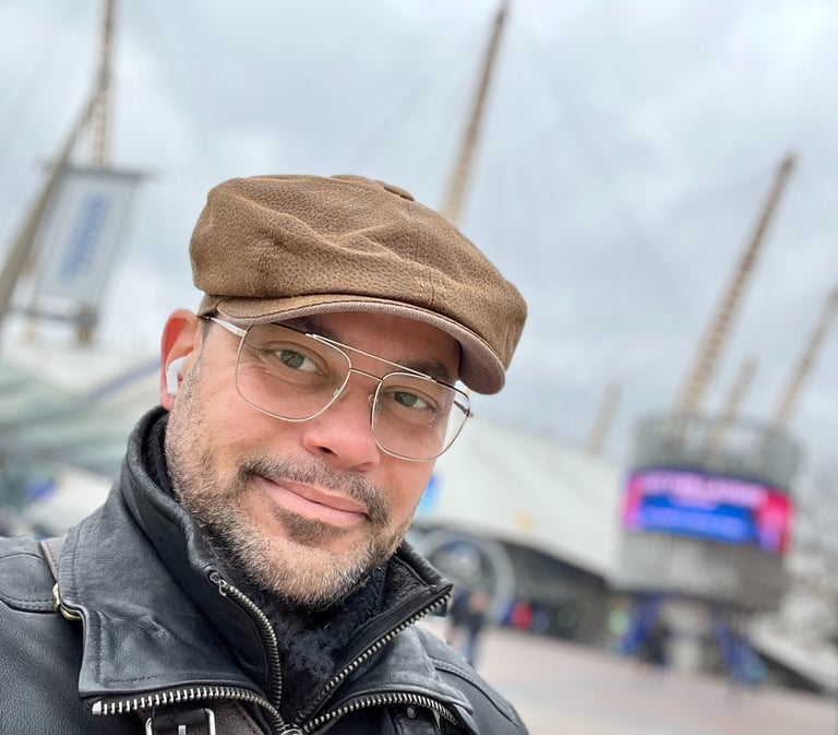 Ian Bartlett-author-memoirs of a real crocodile hunter-The real crocodile hunter