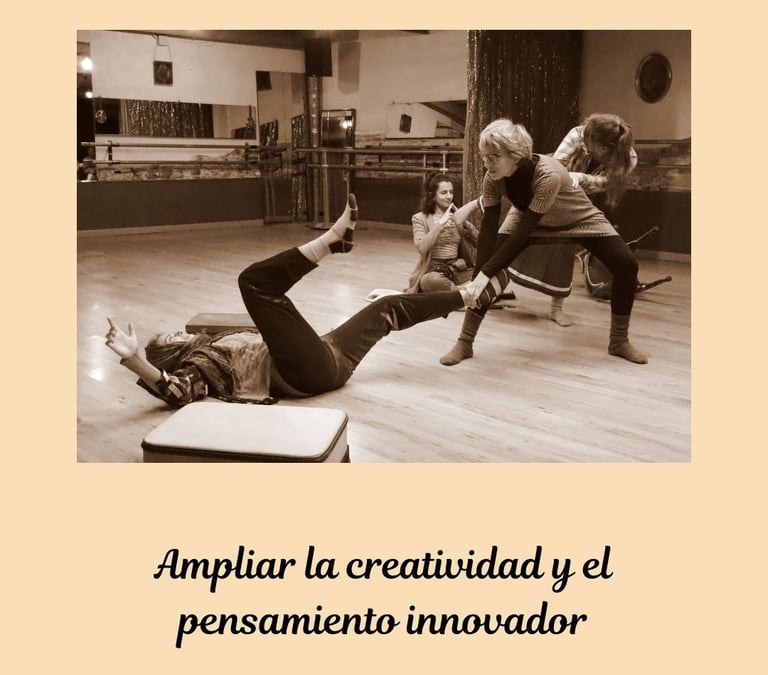 ampliar la creatividad y el pensamiento innovador