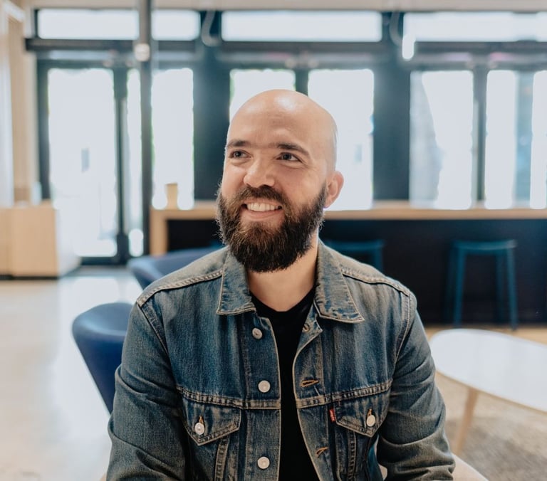 Felipe Echeverri autor de Marte Podcast