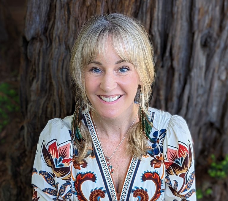 Holly Grossman helping spread joy at Spiritual WTF?! Experience, October 20, 2024