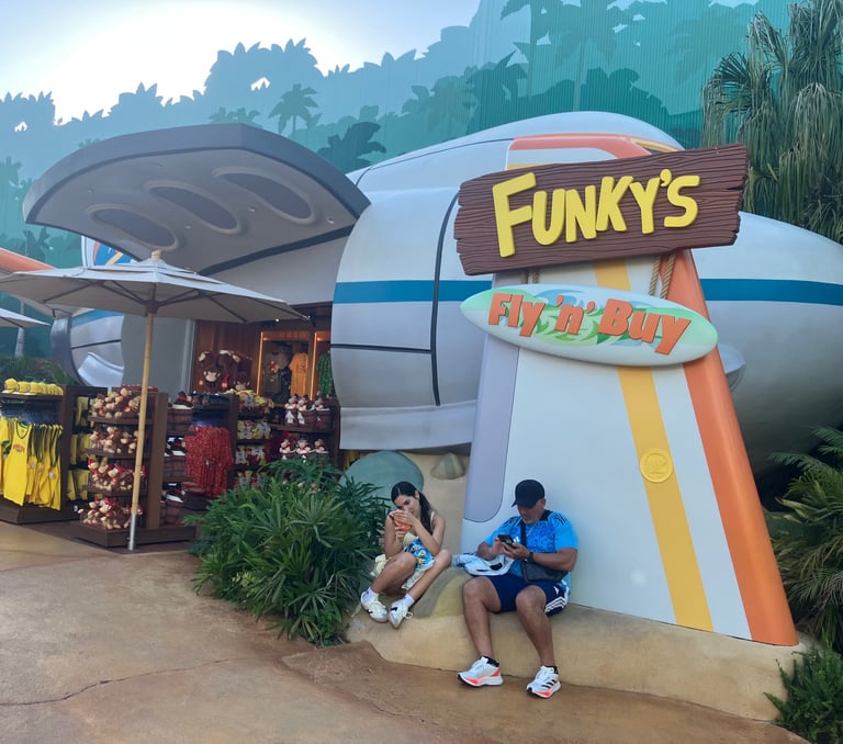 Super Nintendo World - Funky's Plane