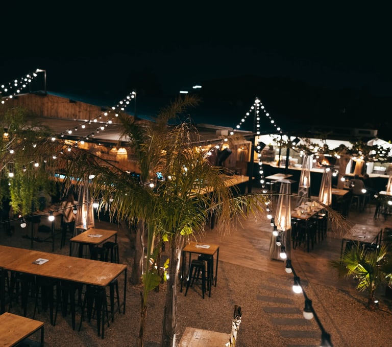Espace extérieur du Restaurant et bar Les Jardins de Beo à Canet-en-Roussillon
