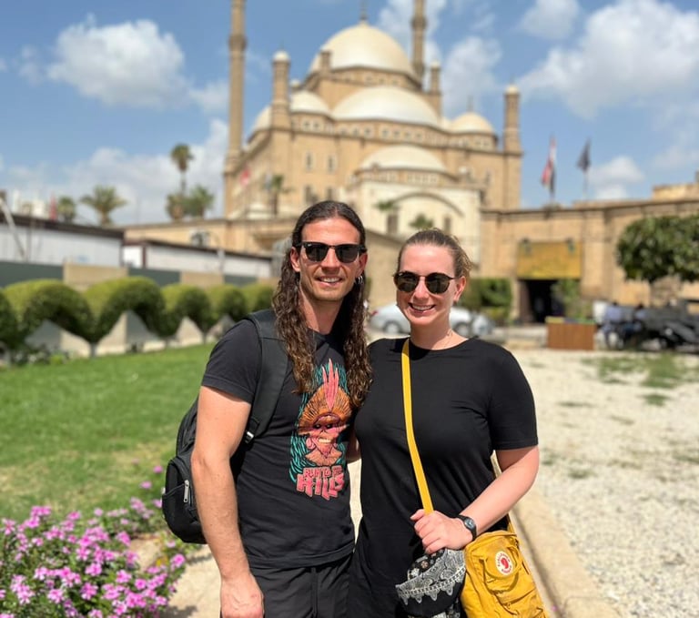  Mezquita de Alabastro en la Ciudadela de El Cairo durante un viaje a Egipto con Hadi, guía que habla español ViajaEgipto