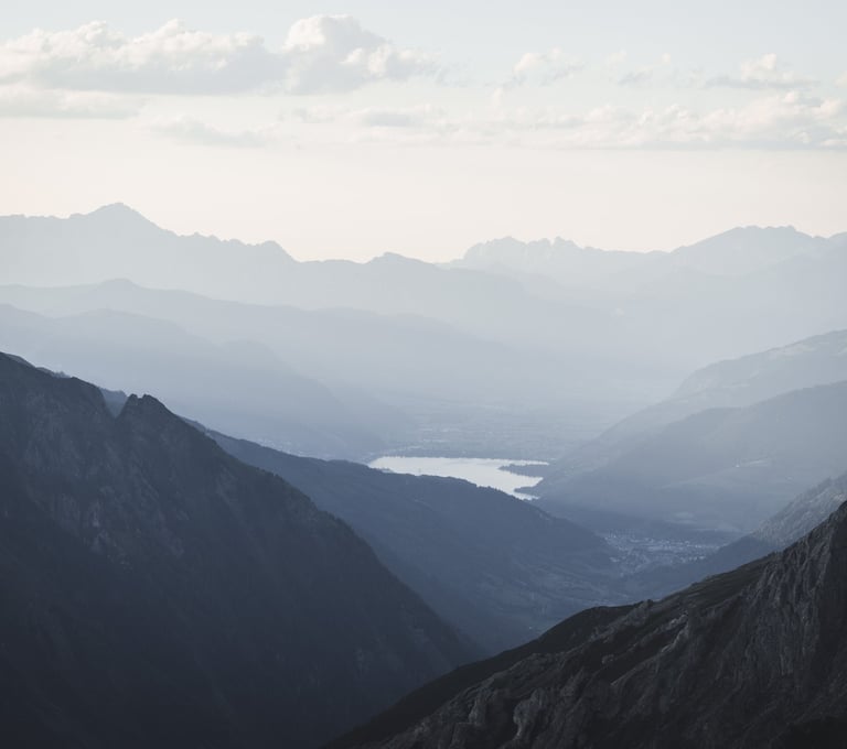 Bergwelt und Seeblick 