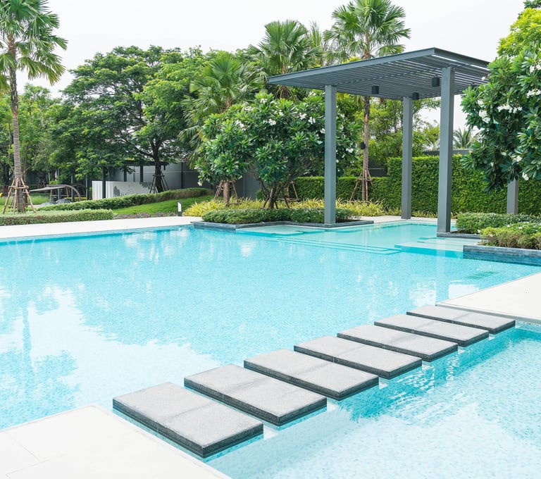 Top Swimming Pool Contractors in Dubai