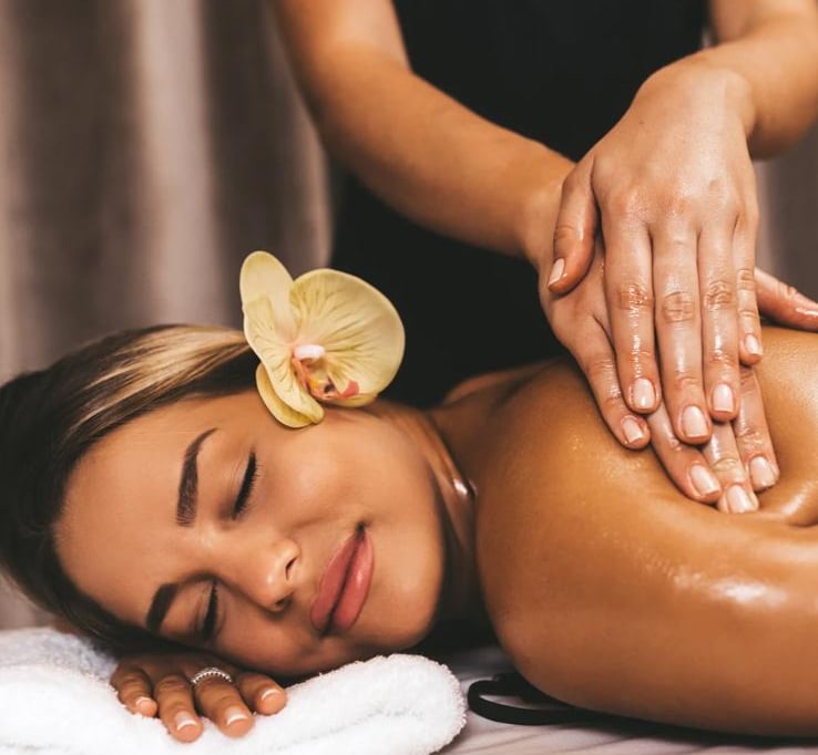 Traditional Balinese massage for full body relaxation in Seminyak