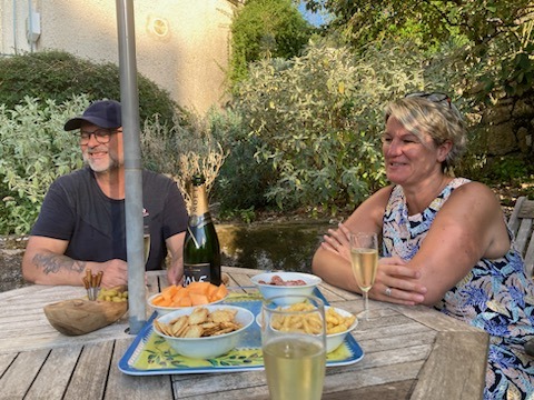 An evening 'apero' with our guests