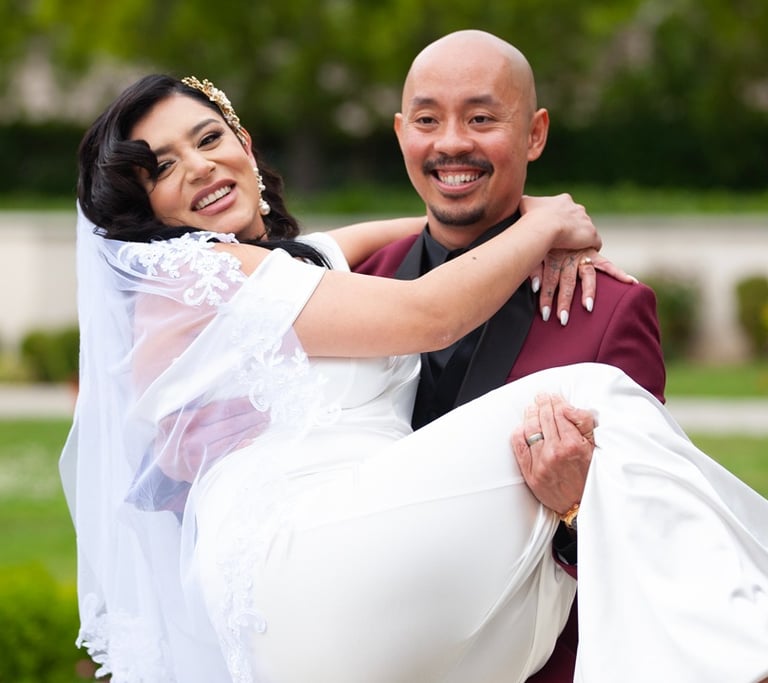 bride and groom, photo shoot, groom carrying bride, garden