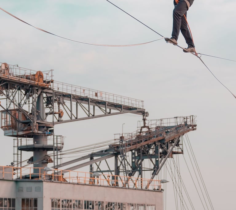 Ruben Langer Slackline Ferropolis Foto von Albrecht Voss