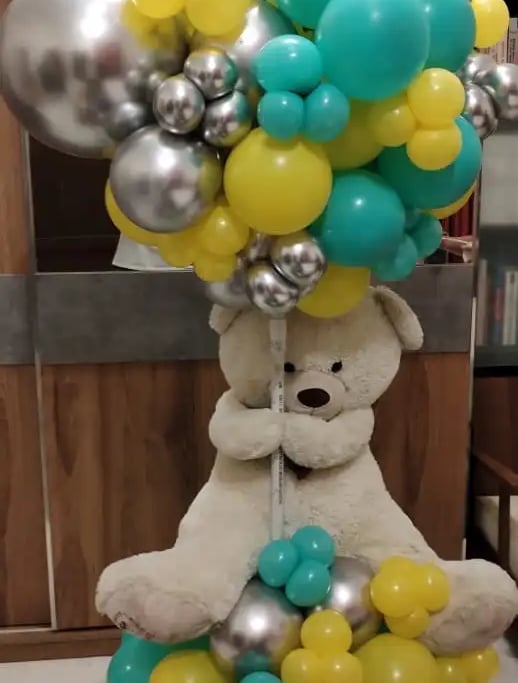 balloon surprises, balloon for gifting, balloon bouquets 