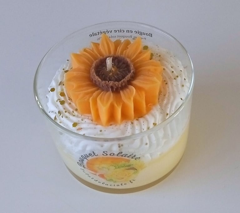 fancy candle "solar bouquet", candle with the scent of sunny beach
