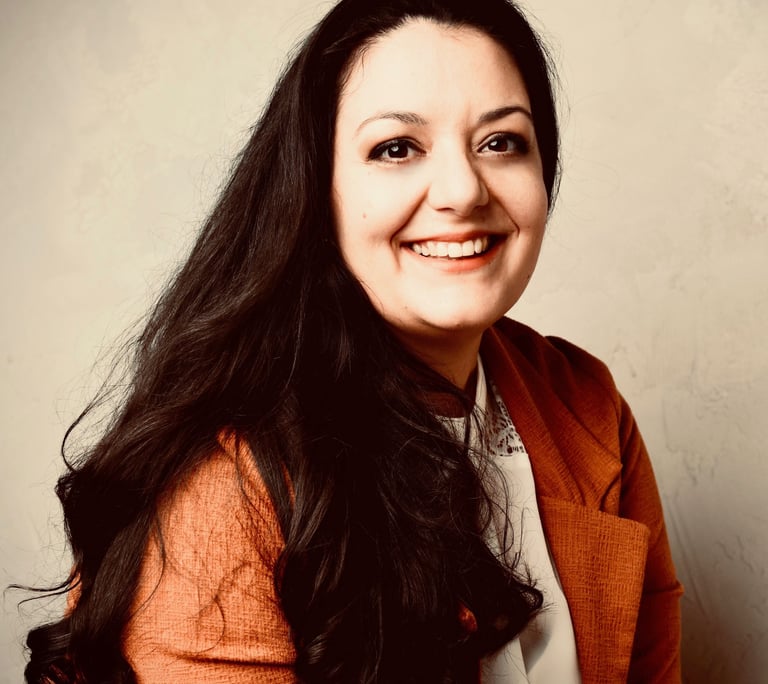 Carmela Martello Transpersonale & Traumasensible Kunsttherapeutin | Schwangerschaftsbegleiterin | Kinderwunsch-Coach