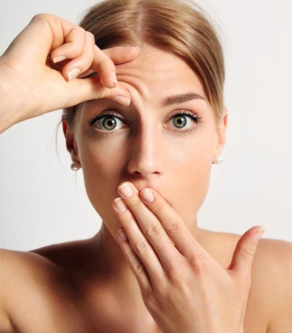 Botox arrugas de frente, entrecejo y patas de gallo en Lleida, Barcelona y Mataró.