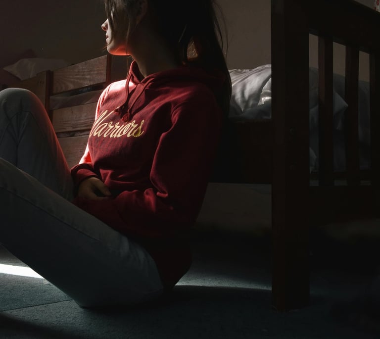 Photo by Sofia Alejandra: https://www.pexels.com/photo/photo-of-woman-sitting-on-floor-3007355/