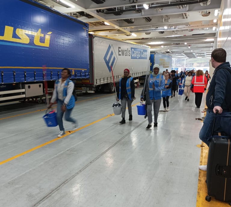 The port staff arrive