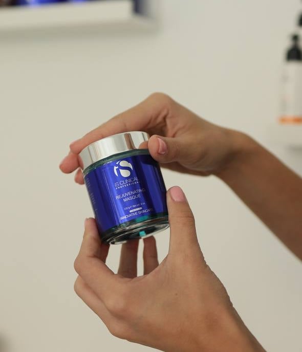 Profesjonalna pielęgnacja skóry – zabieg laserowy w OG Cosmetology