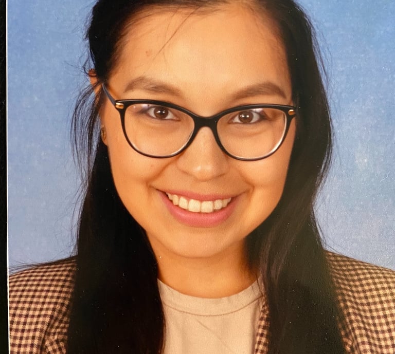 profile picture of Stephanie Fernandez