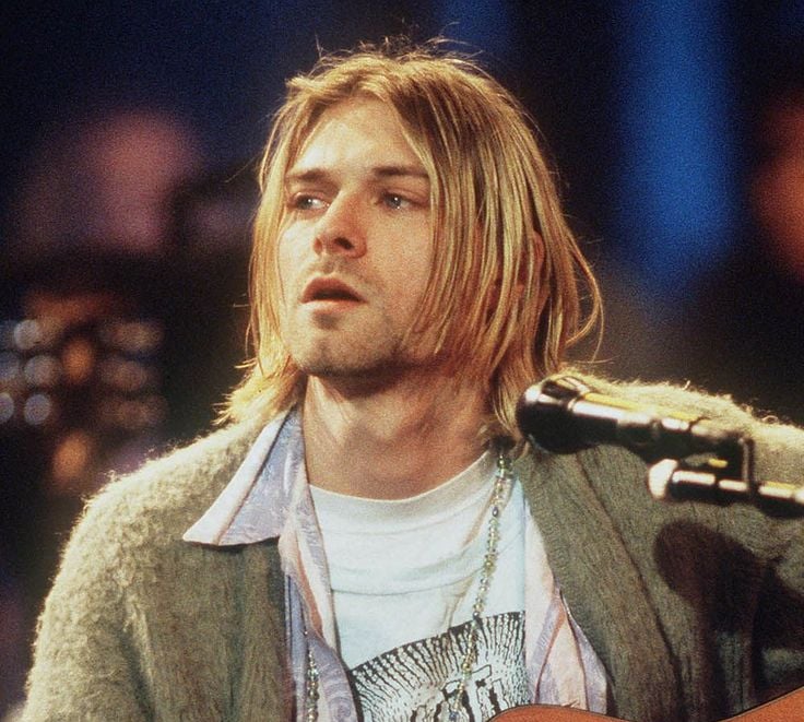 kurt cobain, frontman of Nirvana, on MTV unplugged