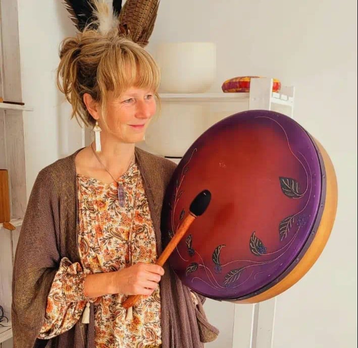 Abbey Lakshmi Astara using sound as part of multidimensional healing