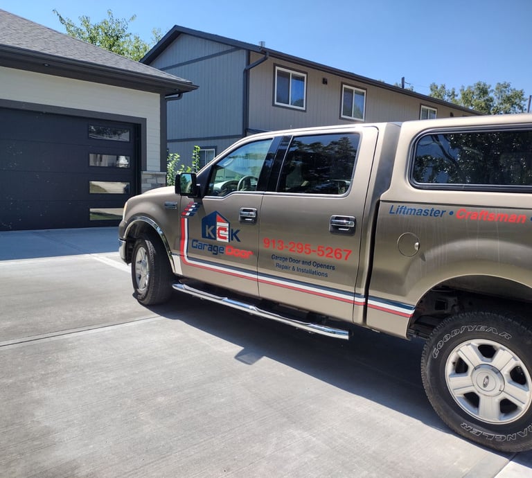 KCK Garage Door Repair Services in Kansas City Ks
