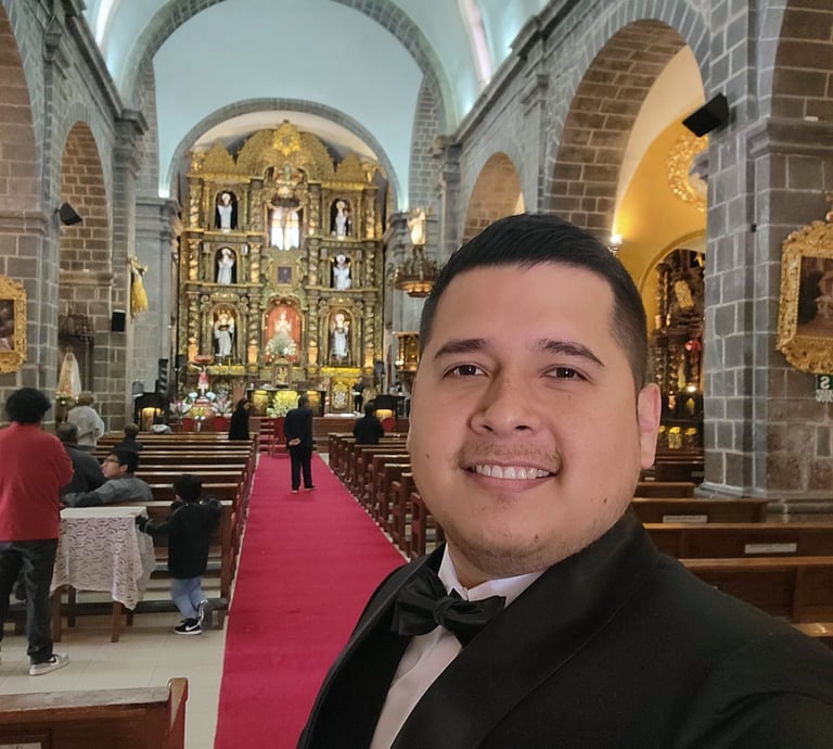 El interios de la Iglesia de Santo Domingo construida sobre el Templo del Coricancha.