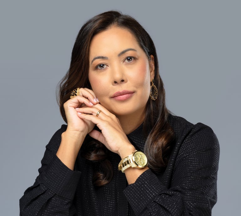 Dra. Mônica Nakashima Vilato sua dentista em Palmas TO e especialista em Implante dentário