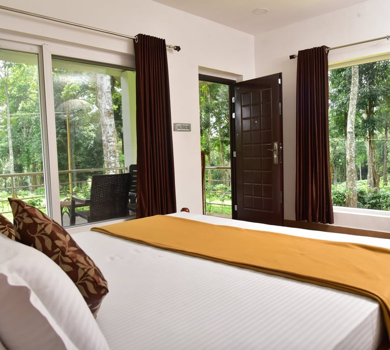 Nelliyampathy resort stay at Woodsville