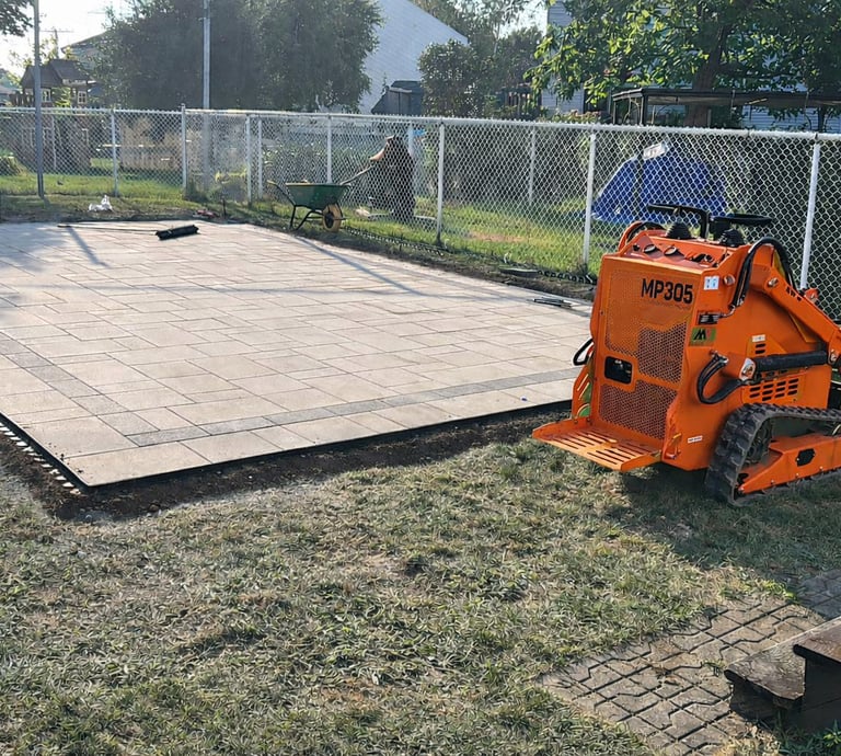 Paving stones patio installation in Montreal by Stoneway Landscaping