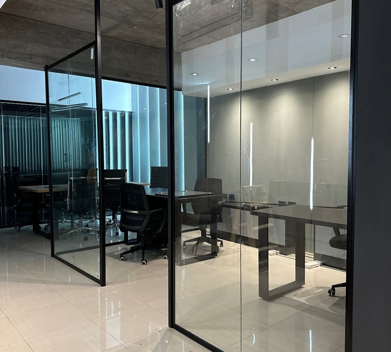 oficinas-cristal-vidrio-division-box-salta