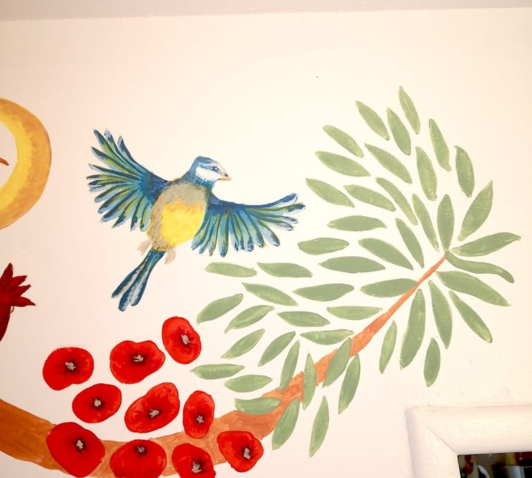 Détail d'un oiseau extrait d'une fresque peinte dans le bureau d'une cliente par Fresh Fresque