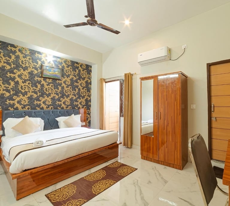 hotel rudra room photo