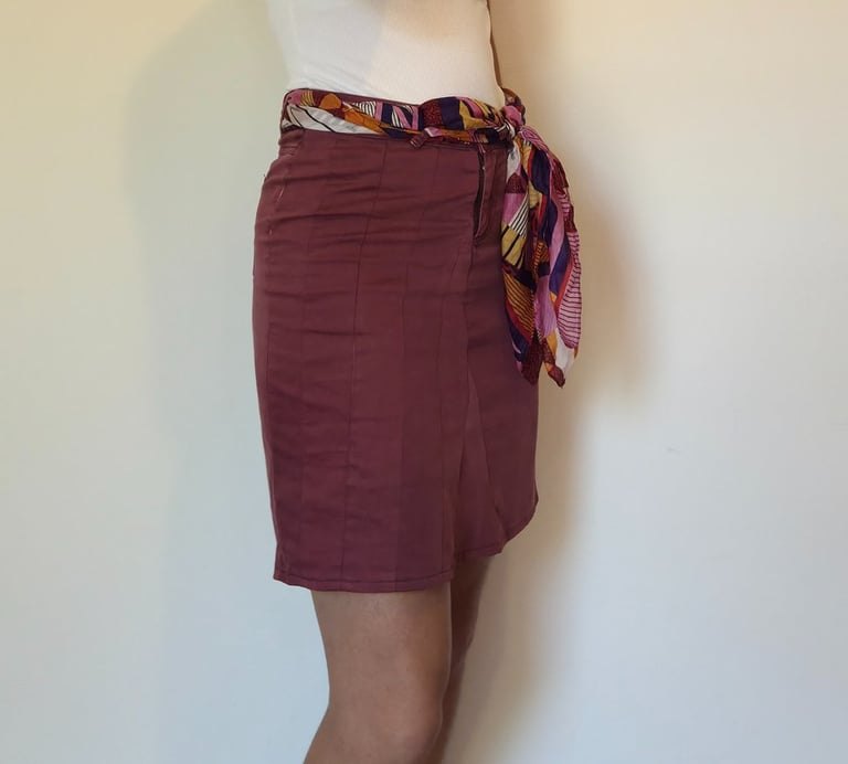 transformation et upcycling vêtement en jupe