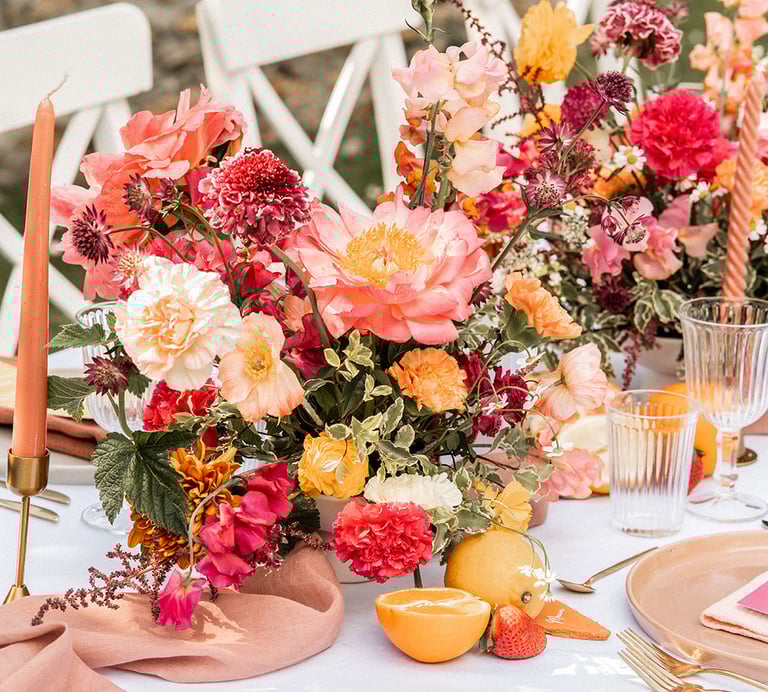 Photo centre de table coloré et acidulé de Chloé Artières