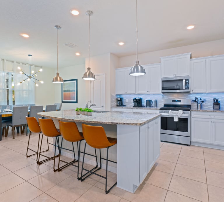 Orlando Vacation Rental: Fully equipped kitchen