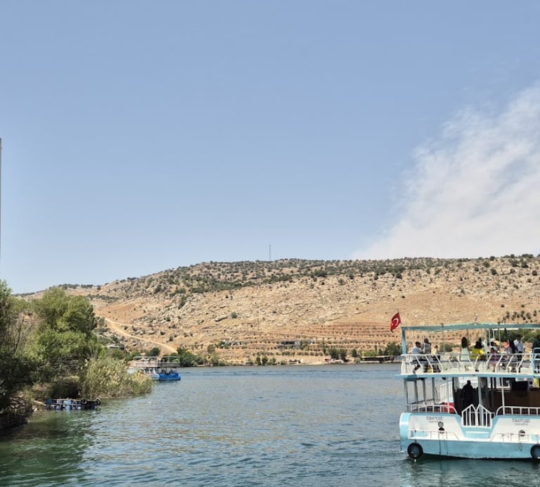 Halfeti Tekne Turu