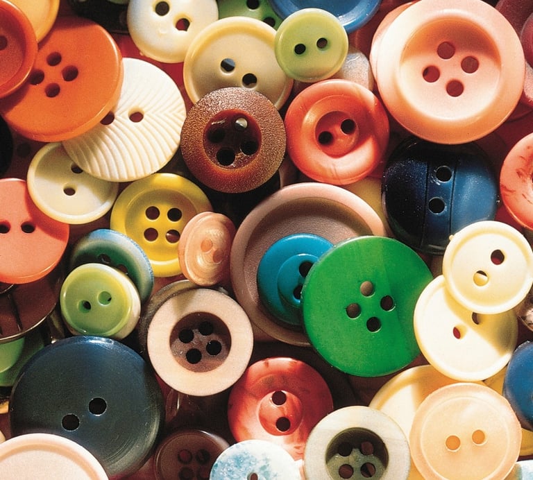 Rongzhiyue: premium Colorful buttons close-up