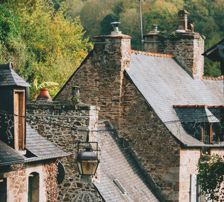 Maison en pierre retranscrivant l'athmosphère des village breton
