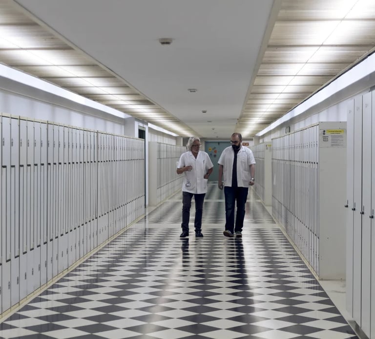 Fotografia corporativa llavoretes social media para proyectos investigación científica laboratorios