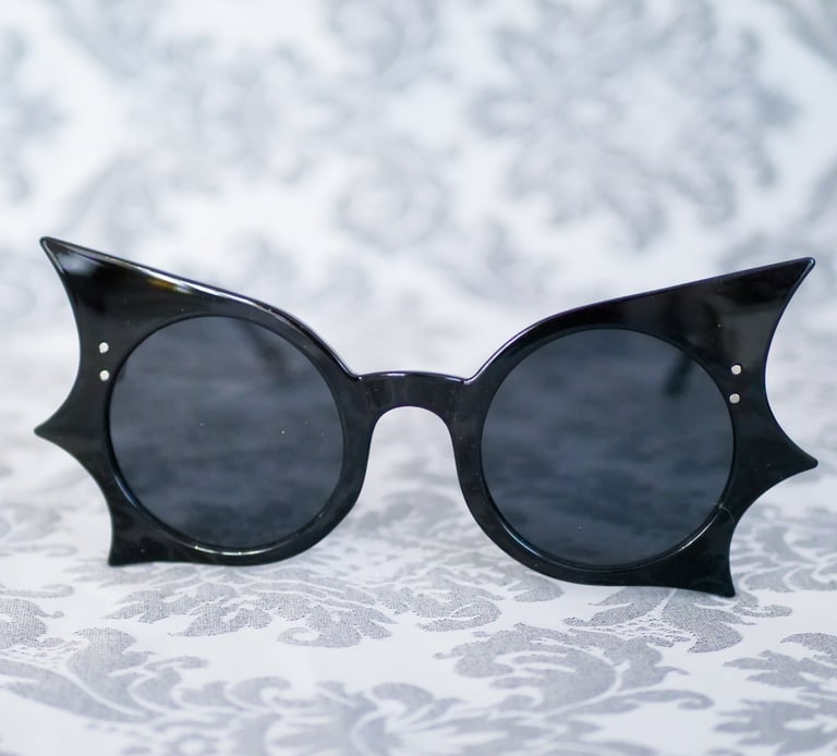 lunettes soleil chauve-souris vampire halloween Katvond