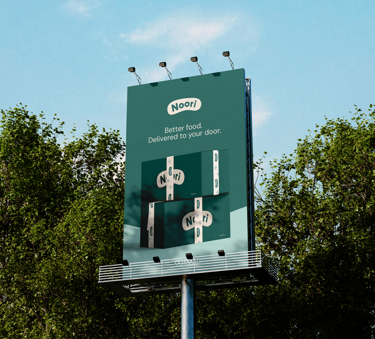 Déclinaison de l'identité visuelle de Noori, marque de petfood par Tuuk studio